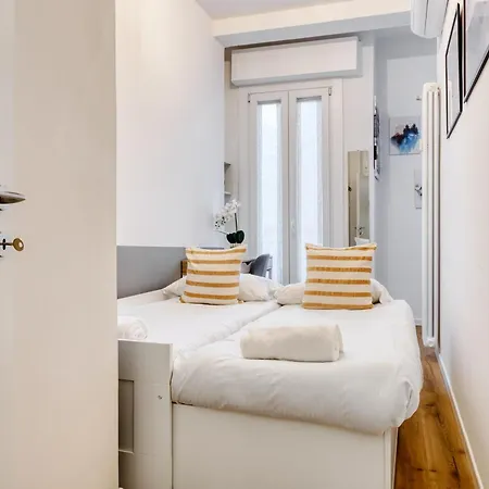 Joivy Elegant & Modern In Isola District דירה *