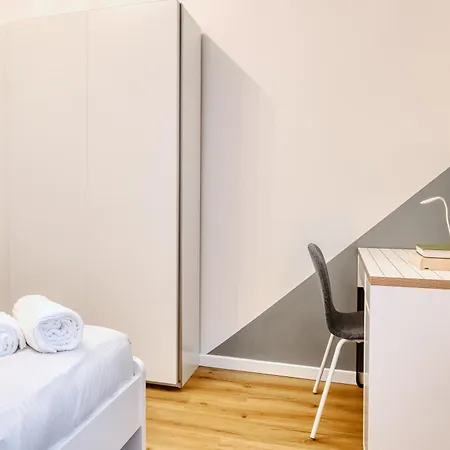 Joivy Elegant & Modern In Isola District מילאנו