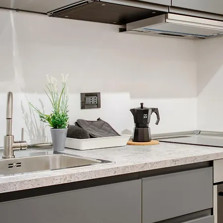 דירה Joivy Elegant & Modern In Isola District *